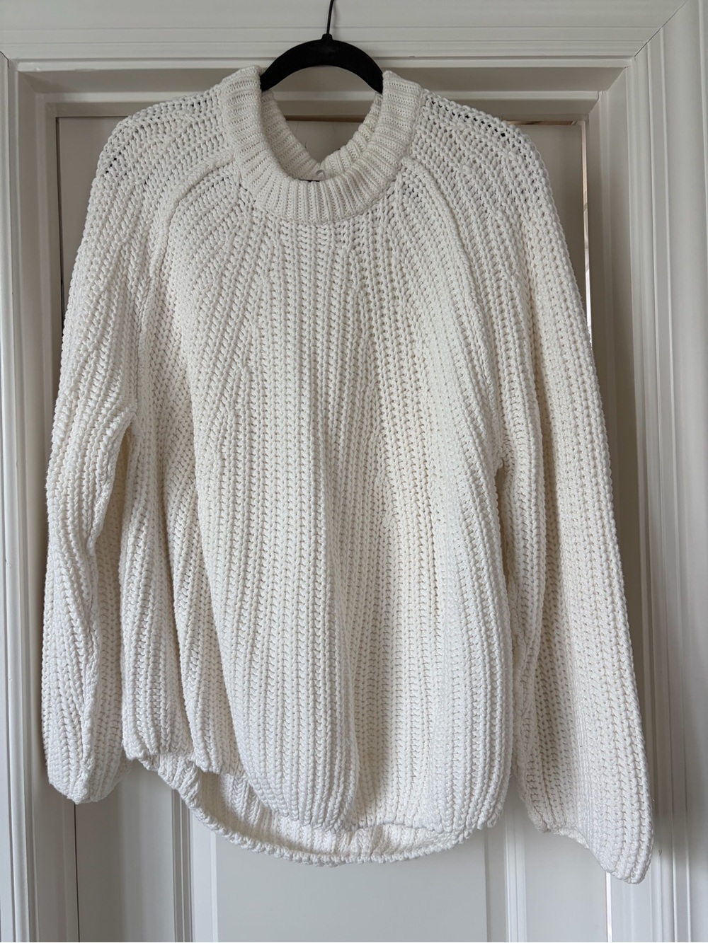 Like new Free People white knit sweater